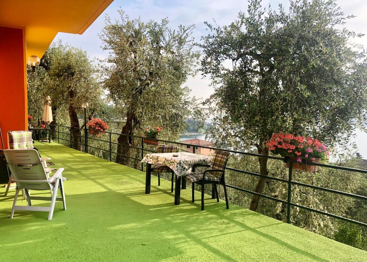Casa Rosa Apartments Malcesine Exterior photo
